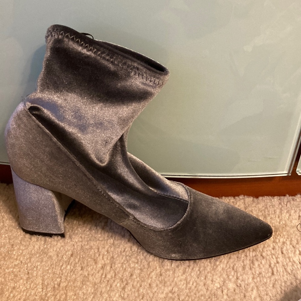 Reserved silver fabric soft ankle boots size 7💕